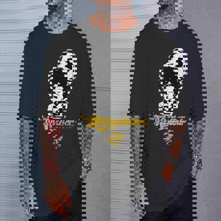 マラドーナフェイススマイル Tシャツ 彼への贈り物