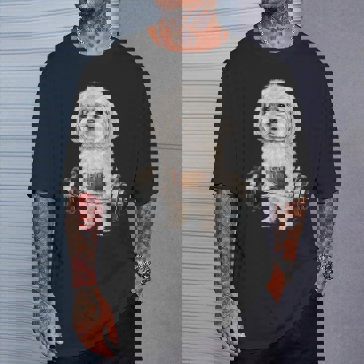 マルチーズドッグ筋トレ バーベルシュラッグバー フィットネス Tシャツ 彼への贈り物