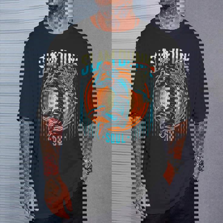 マーチ カレッジ バスケットボール スラム ダンク ソウル レトロ バスケットボール Tシャツ 彼への贈り物