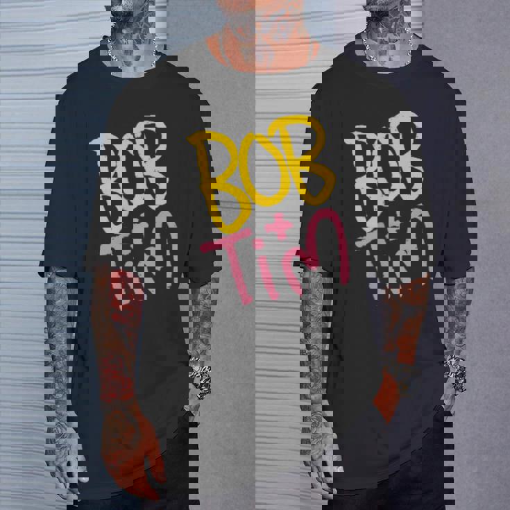 ミニオンズ ボブ&ティム Here For The Hugs Tシャツ 彼への贈り物