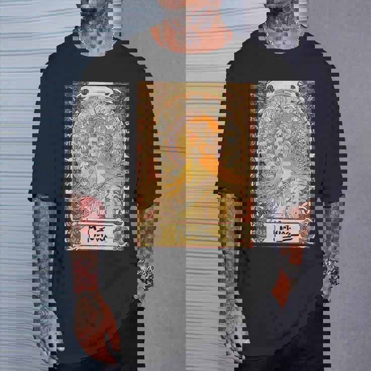 ミュシャ ゾディアック アールヌーボー アルフォンス。 Tシャツ 彼への贈り物