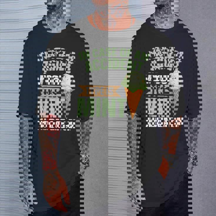 ミントチョコチップフレーバー ワッフルコーン ミントアイスクリーム Tシャツ 彼への贈り物