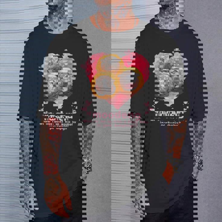 ムーデン君が 豚肉団子 になっちゃった！可愛いカバの赤ちゃん Tシャツ 彼への贈り物