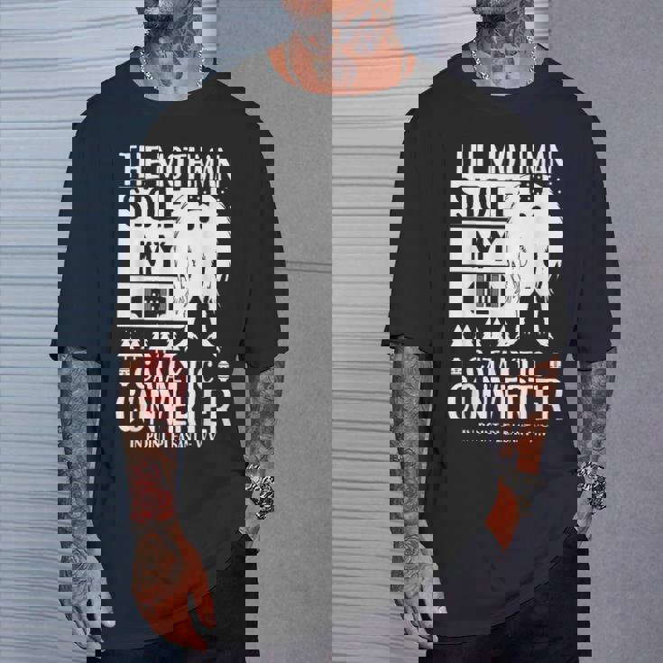 モスマンが私の触媒コンバーターを盗んだ Moth Man Cryptid Tシャツ 彼への贈り物