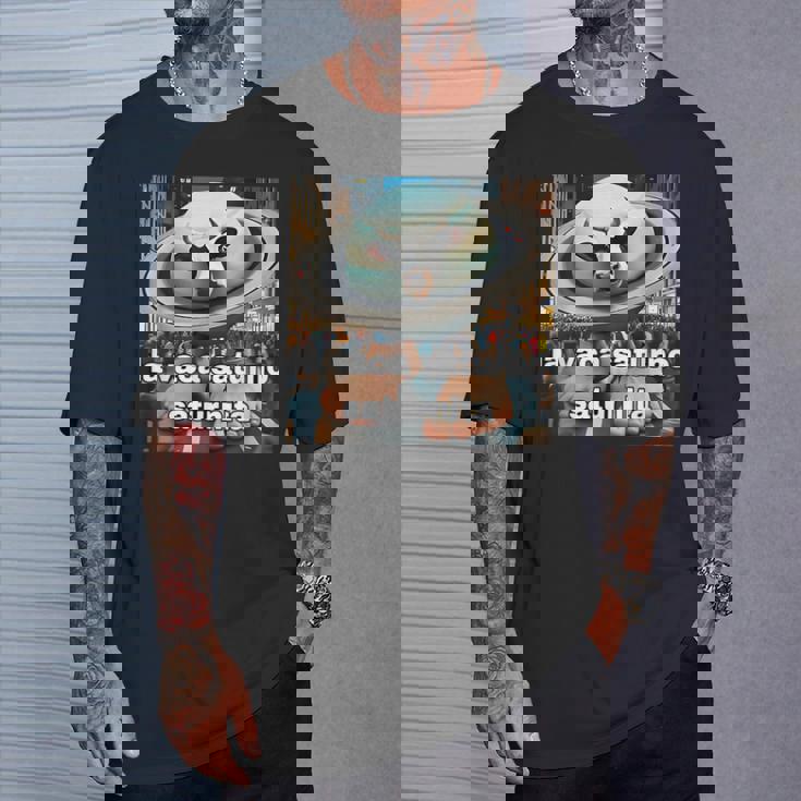 ラヴァカサトゥルノサトゥルニタ-イタリアンブレインロットミーム Tシャツ 彼への贈り物