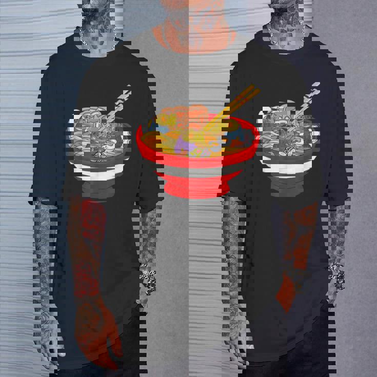 ラーメンを食べる三匹のかわいいカエルのお揃い アニメ恋人 食通 Tシャツ 彼への贈り物