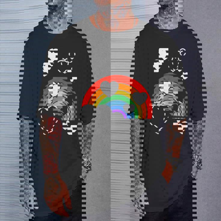 レインボーカラー ホワイト ハート ハート 雨 虹 旗 Tシャツ 彼への贈り物