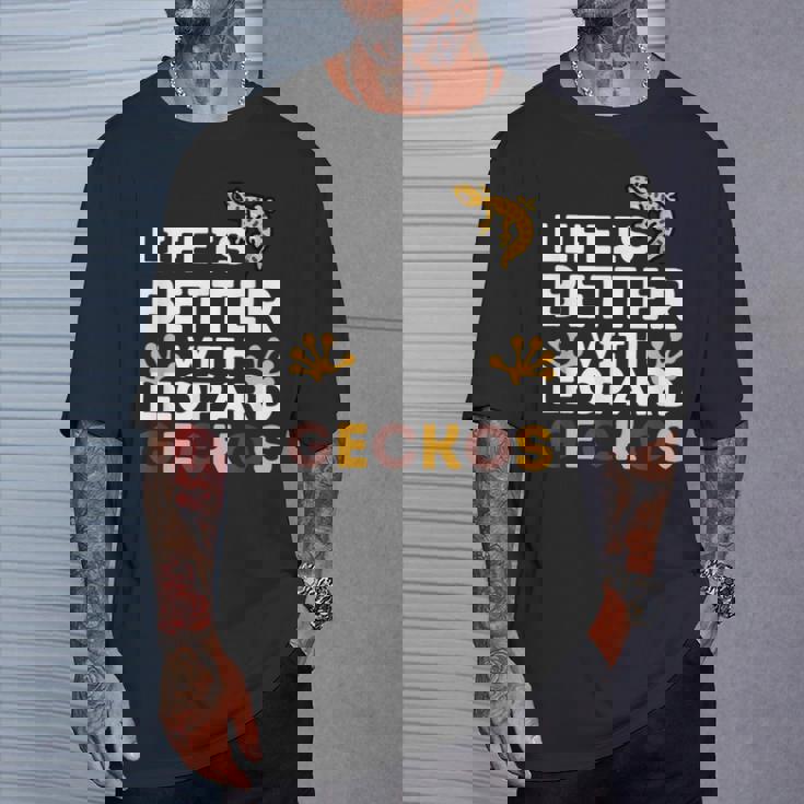 レオパード・ゲッコー愛好家 レオパード・ゲッコーと一緒なら人生はもっと楽しくなる Tシャツ 彼への贈り物