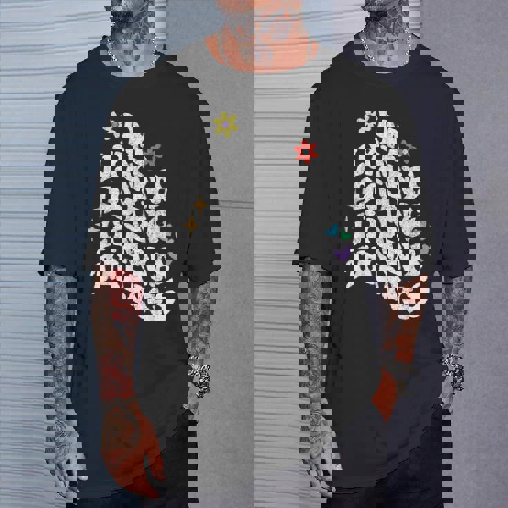 レトロ グルーヴィーなイム リンナ やってる リンナ 物事 面白い 母の日 Tシャツ 彼への贈り物