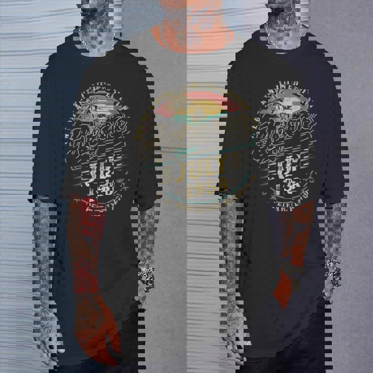 レトロな67歳の男性向け誕生日プレゼント 1958年7月 67歳 Tシャツ 彼への贈り物