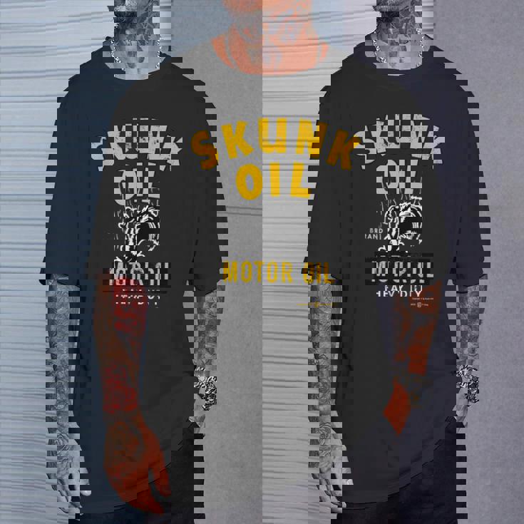 レトロヴィンテージ スカンクオイル モーターオイル Tシャツ 彼への贈り物