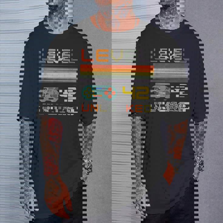 レベル42 アンロック ゲーマー 42歳の誕生日 Tシャツ 彼への贈り物