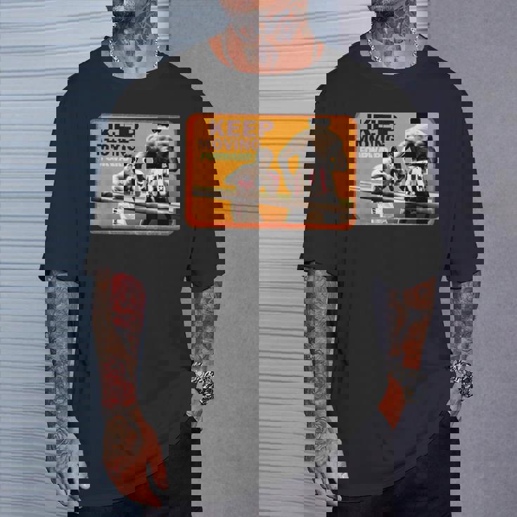 ロッキーキープ・ムービング・フォード・アポロ・ファイト Tシャツ 彼への贈り物