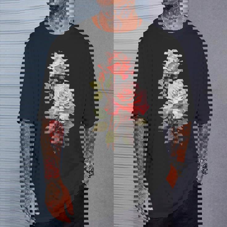 ローズシャツ 美しいピンクのバラとつぼみ Tシャツ 彼への贈り物