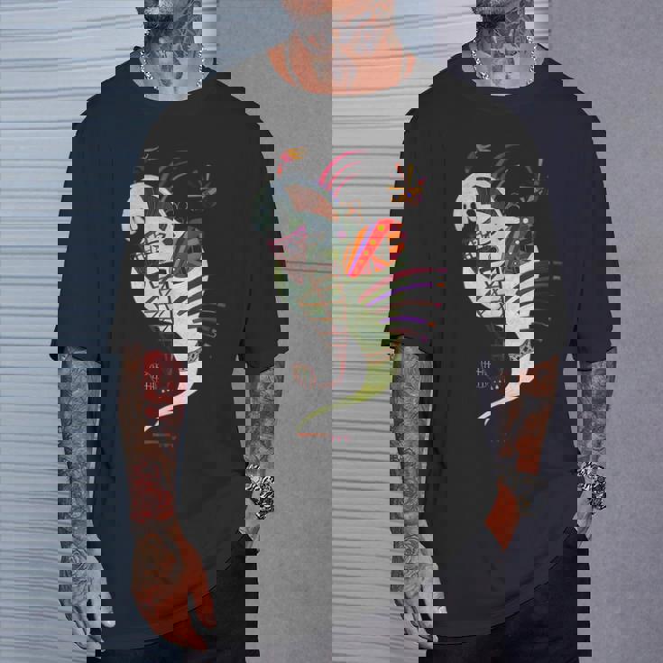 ワシリー・カンディンスキーによる白い幽霊のフィギュア1943 Tシャツ 彼への贈り物