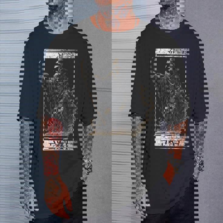 ヴィンテージ デス タロット カード 死神 オカルト悪魔の恐怖 Tシャツ 彼への贈り物
