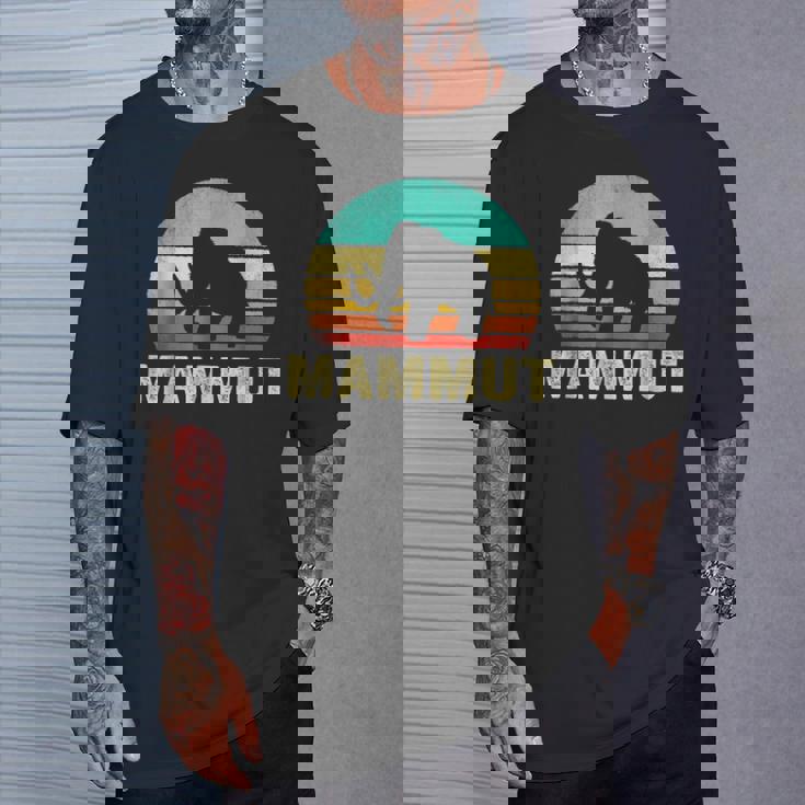 ヴィンテージ マムット サンセット レトロ Tシャツ 彼への贈り物