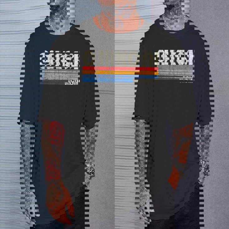 ヴィンテージ レトロ 70年代80年代スタイル オシュコシュの故郷、ウィスコンシン州 Tシャツ 彼への贈り物