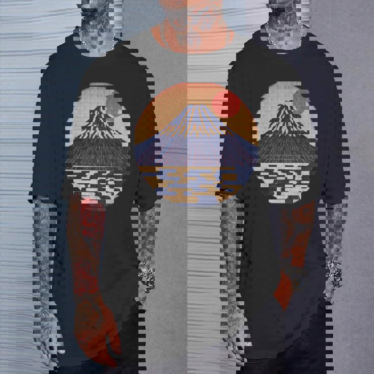 ヴィンテージ 和 富士山 山の上の日本の舞う太陽 Tシャツ 彼への贈り物