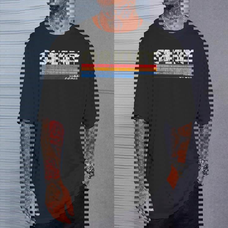 ヴィンテージ70年代80年代スタイルoakley Ca Tシャツ 彼への贈り物