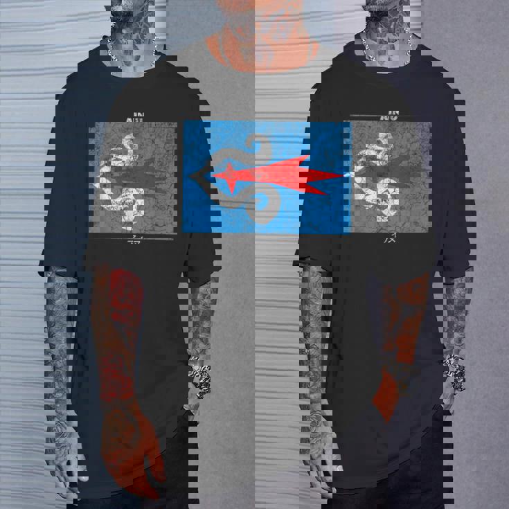 ヴィンテージアイヌ国旗。 Tシャツ 彼への贈り物