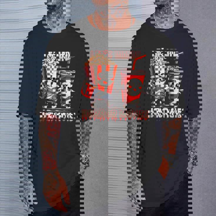 不気味なハロウィン映画愛好家 ホラー映画を見よう Tシャツ 彼への贈り物