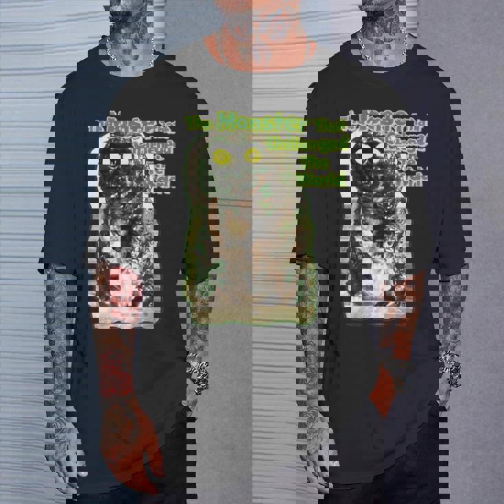 世界に挑んだヴィンテージクラシックホラーモンスター Tシャツ 彼への贈り物