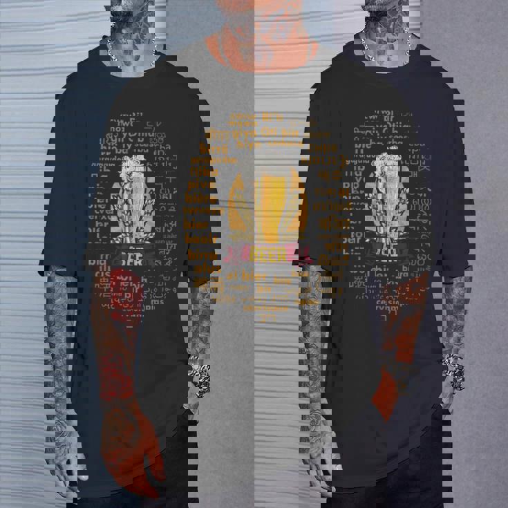 世界言語のビールおかしいビール愛好家の贈り物 Tシャツ 彼への贈り物