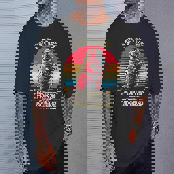 五度絶滅イベントチャンピオン クマムシ生物学者 Tシャツ 彼への贈り物