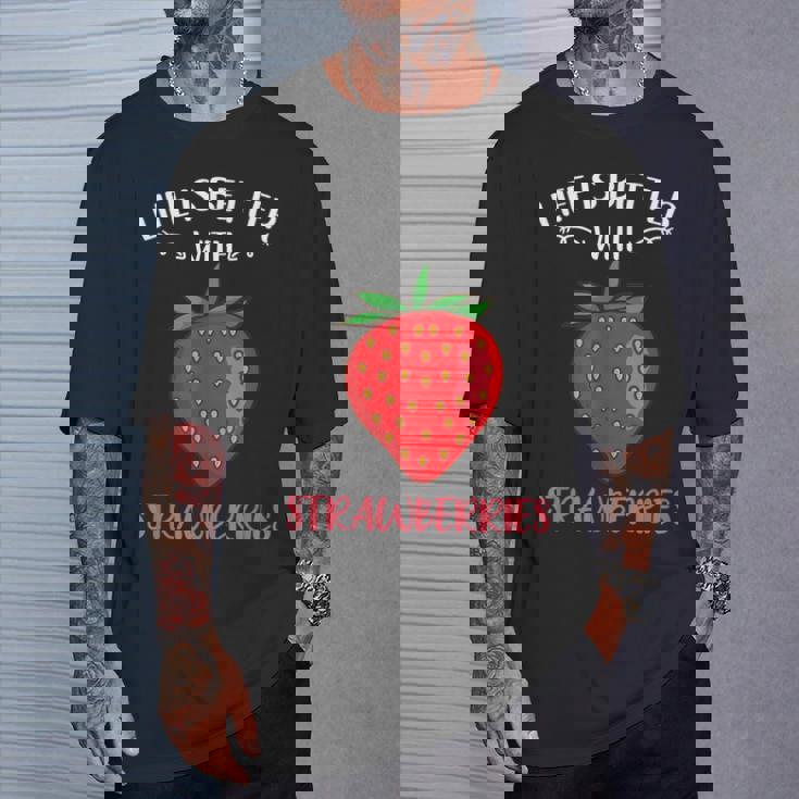 人生はイチゴとベターです Tシャツ 彼への贈り物