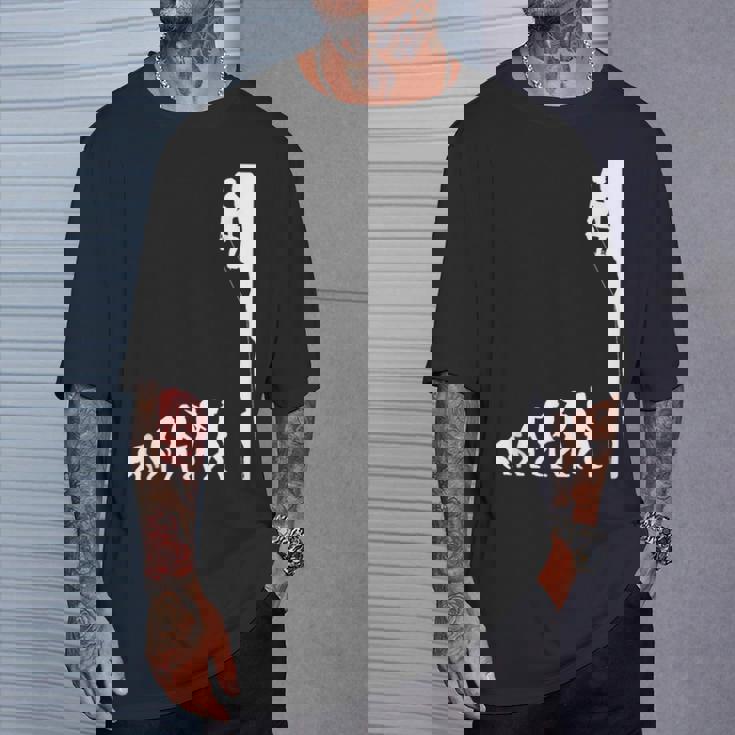 人類の進化 ロッククライミング エイドクライミング フリークライミング アルパインクライミング 登攀 登山 ボルダリング Tシャツ 彼への贈り物