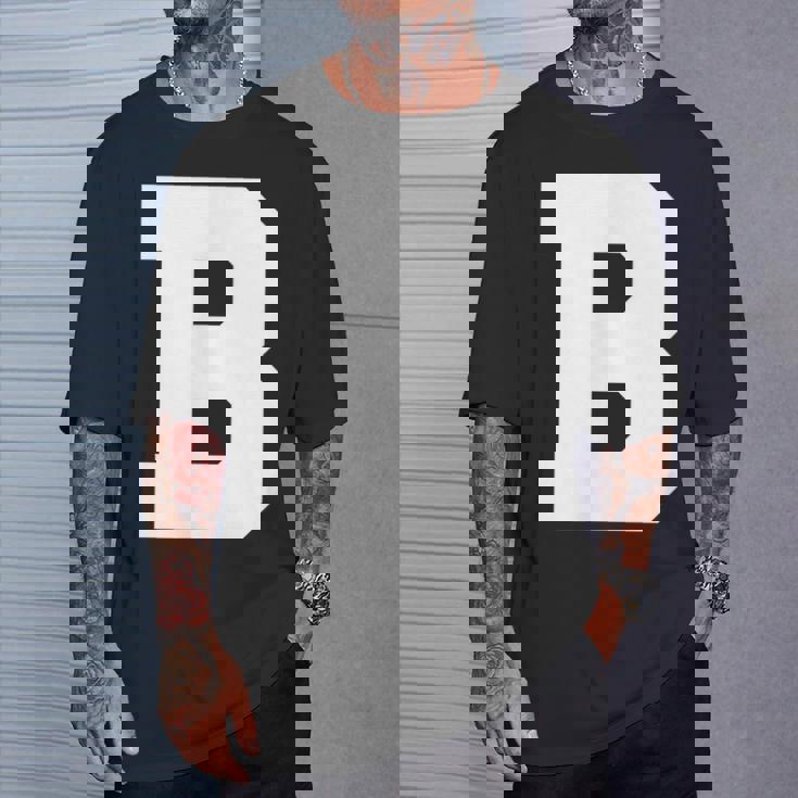 大文字b アルファベットモノグラム イニシャル Tシャツ 彼への贈り物