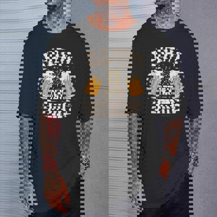 大晦日パーティー ハッピーニュービール おもしろビール愛好家ギフト Tシャツ 彼への贈り物