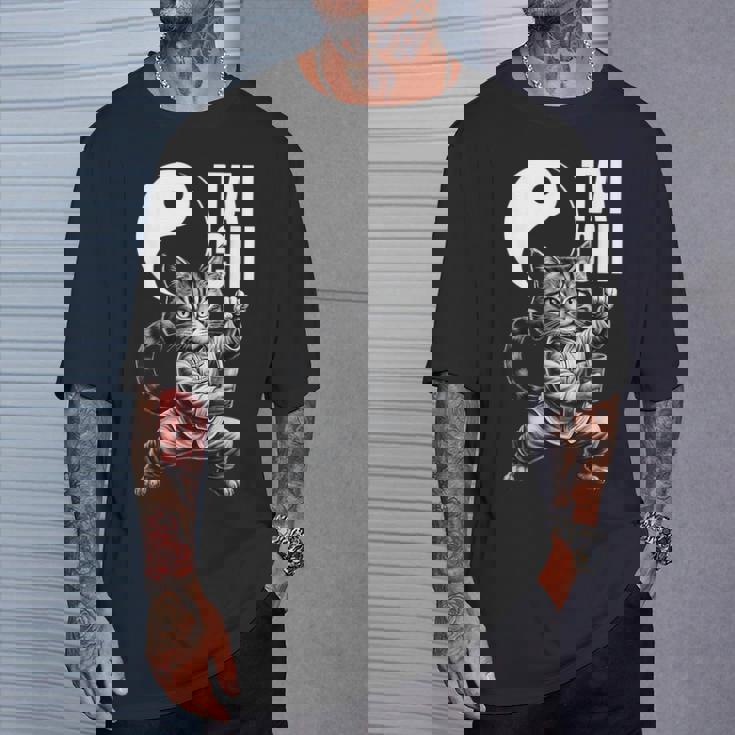 太極拳 猫 ボバ ティー 面白い カワイイ 武道 禅 キティ Tシャツ 彼への贈り物