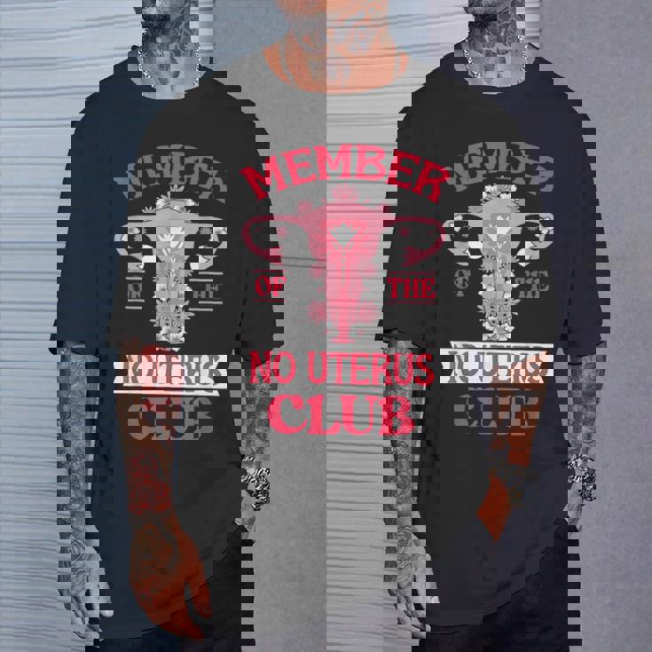 子宮摘出術の生存者 Tシャツ 彼への贈り物