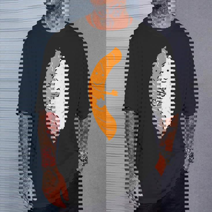 寿司ハギング サーモン キュート 和寿司 Tシャツ 彼への贈り物