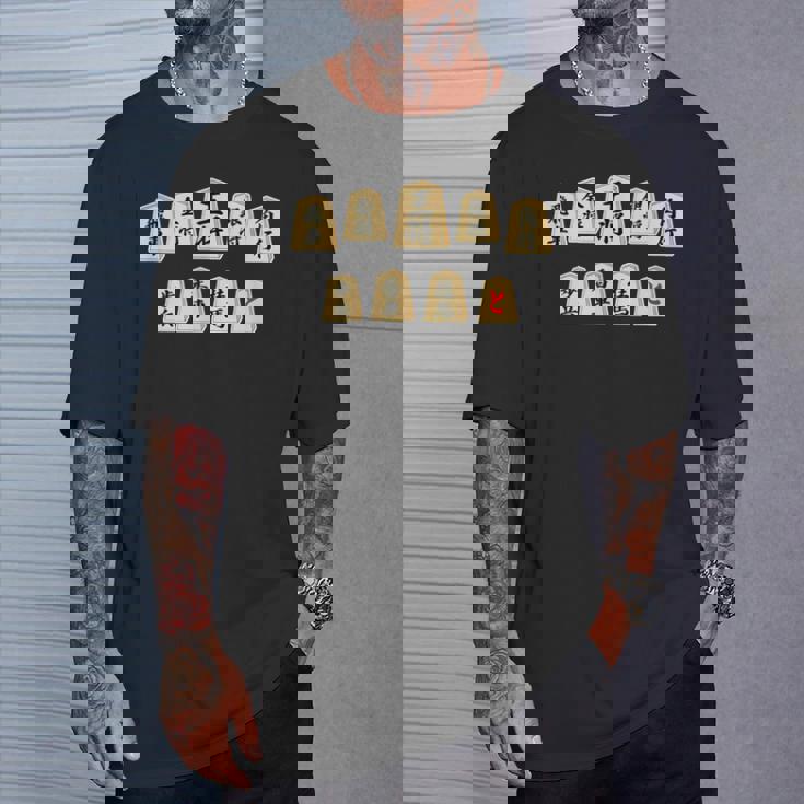 将棋 全駒（王将 金銀 飛車角 香車 桂馬 歩兵 と金）将棋部 棋士【部活】クラブ【変なtシャツ屋さん】イラスト 面白い Tシャツ 彼への贈り物