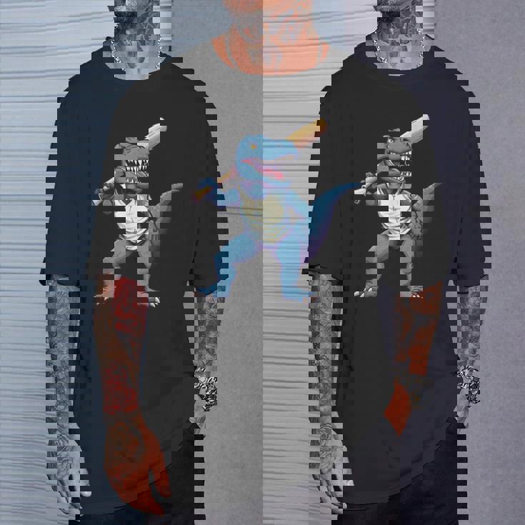 恐竜 野球 シーズン バット ボール パーク トレックス ディノ ホームラン ヒット Tシャツ 彼への贈り物