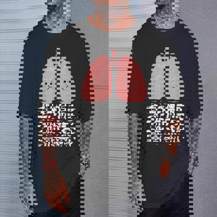 我が肺は2個である・異常はまだない おもしろ ユーモア かわいい ジョークパロディー 健康 Tシャツ 彼への贈り物