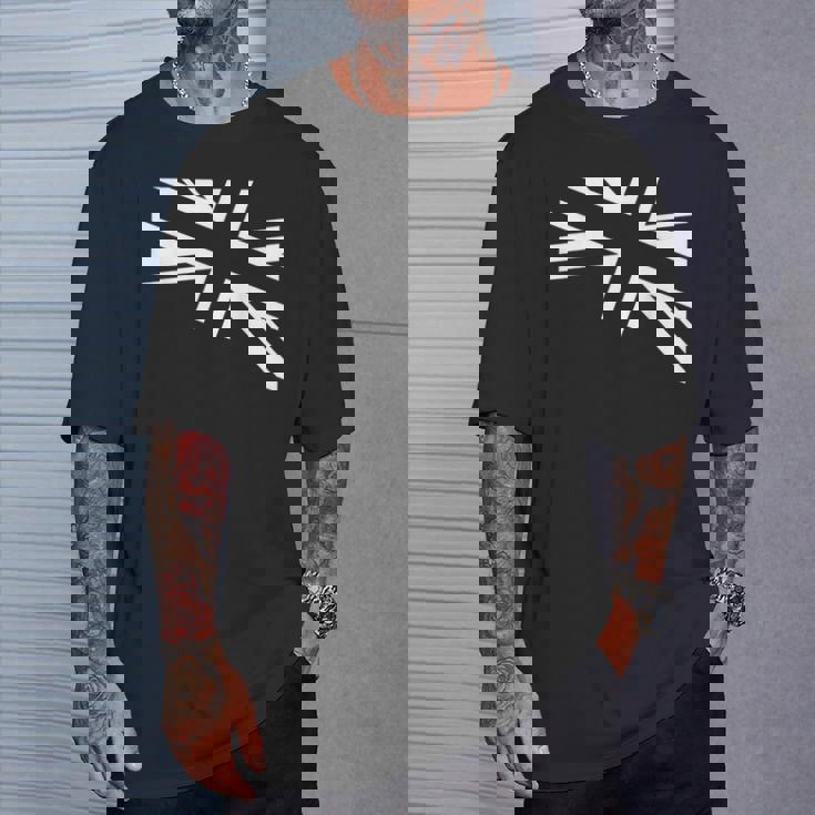 旗愛好家のためのユニオンジャックのホワイトデザイン。 Tシャツ 彼への贈り物