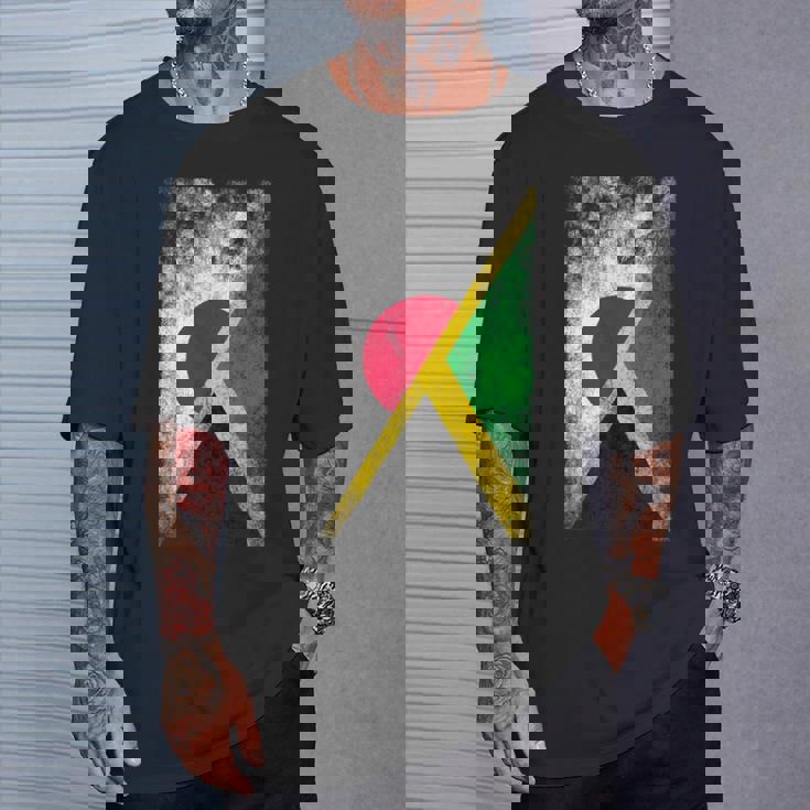 日本ジャマイカの国旗 ジャマイカ。 Tシャツ 彼への贈り物