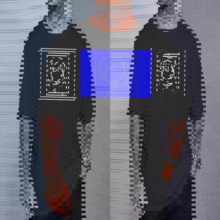 核研究のためのヨーロッパ組織 Cernフラッグ Tシャツ 彼への贈り物