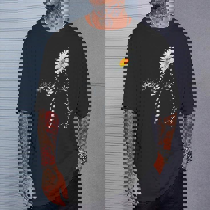 猫 & マーガレット Tシャツ 彼への贈り物