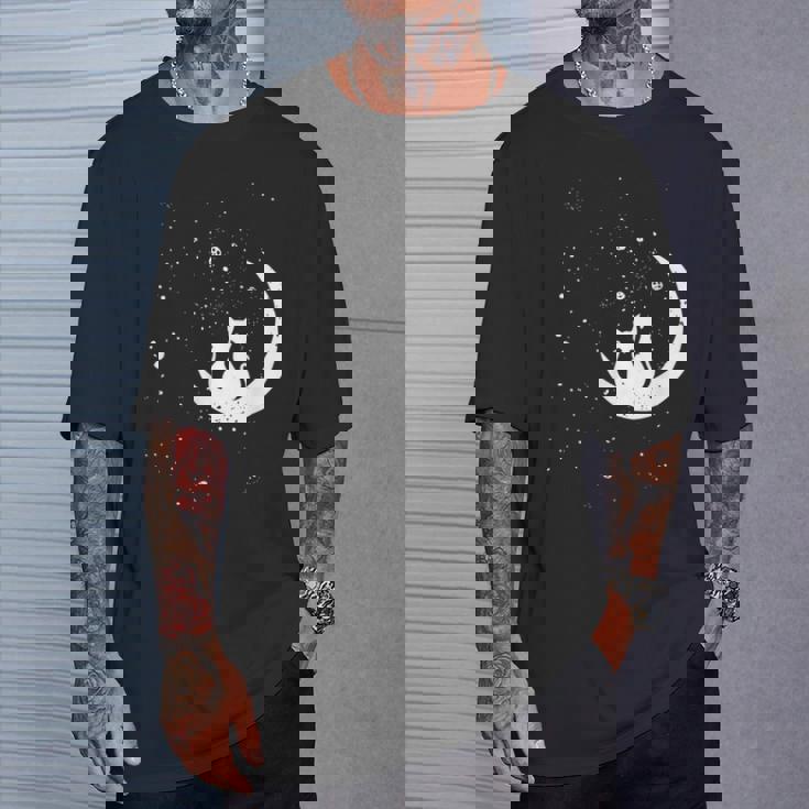 猫の家族 月の絵柄 メンズ レディース 子供 Tシャツ 彼への贈り物