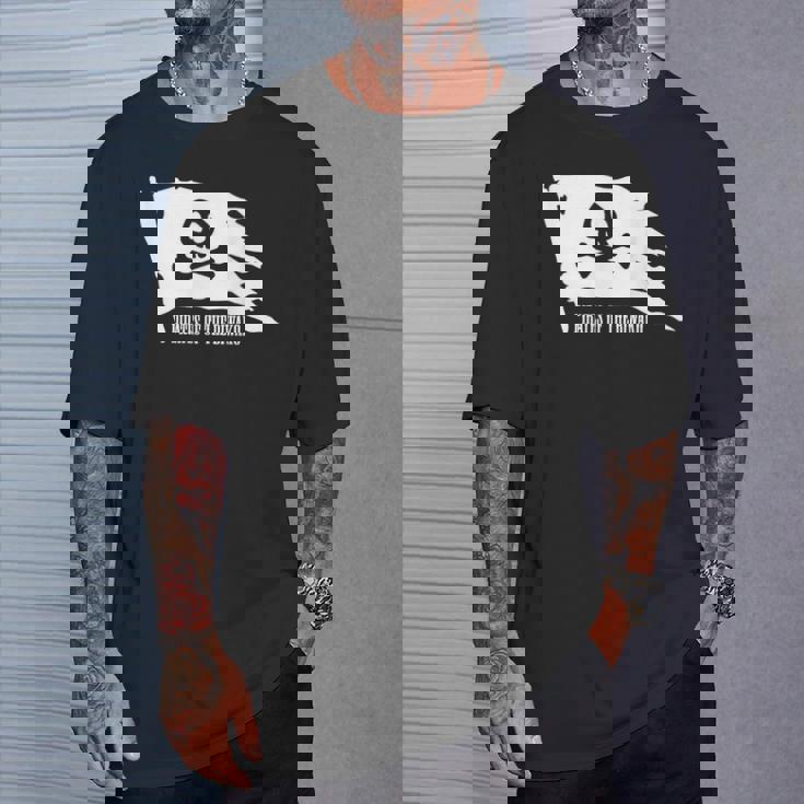 琵琶湖の海賊 ドクロ 旗 日本の景勝地 パロディ Biwako 滋賀県 日本 Tシャツ 彼への贈り物