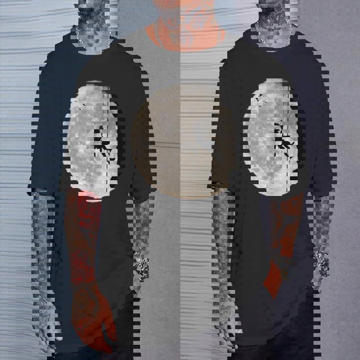 登山、フリークライミング、登山、ボルダリング、月 Tシャツ 彼への贈り物