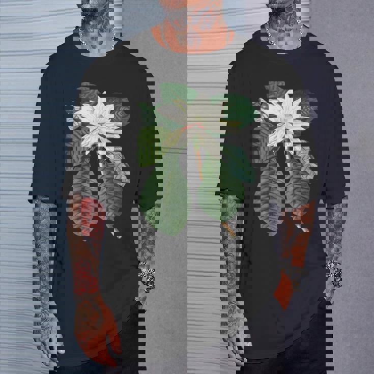 白モクレン花 ボタニカルアート Tシャツ 彼への贈り物