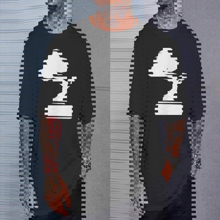 盆栽-ケンガイホキダチマツジュニパー盆栽 Tシャツ 彼への贈り物