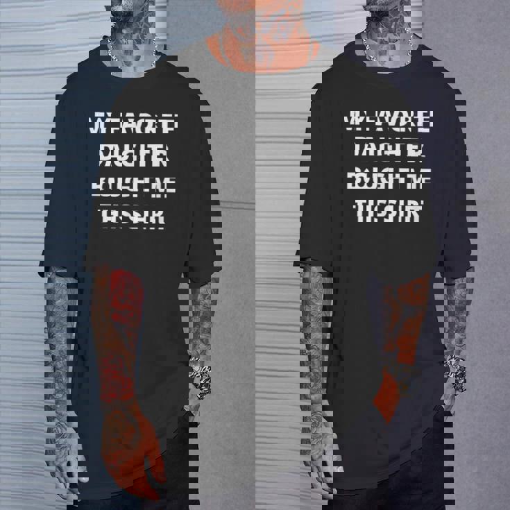 私の好きな娘がこのシャツを買ってくれました Tシャツ 彼への贈り物