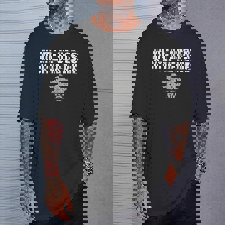 空軍 Eod 初期成功または総故障 Tシャツ 彼への贈り物